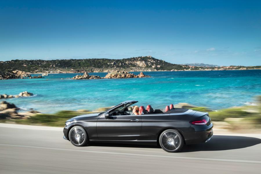  Mercedes-Benz C300 Avantgarde Cabriolet (A205) 2018 года  (WW) (фото 18 из 30)